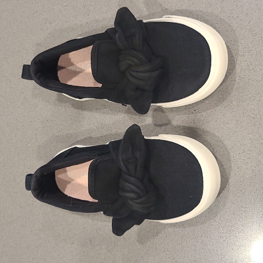 Old navy slip on